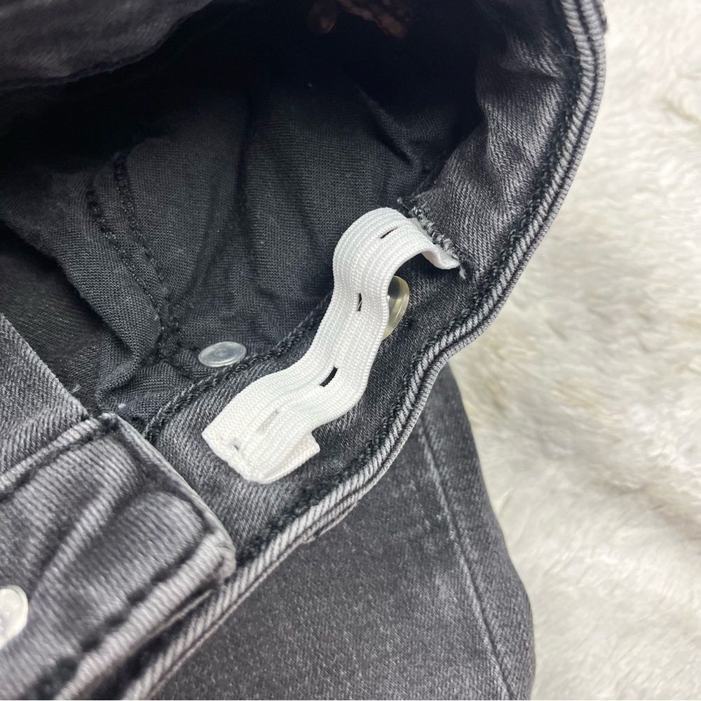 Forever 21 distressed skinny jeans - Picture 5 of 6